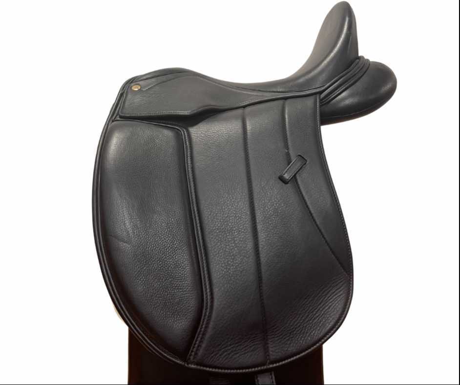 GK Dressage saddle