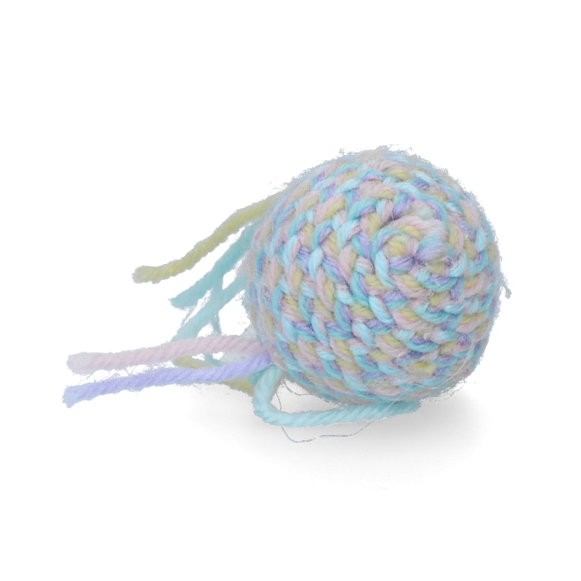 Knotty Habit - Yarn string ball cat toy