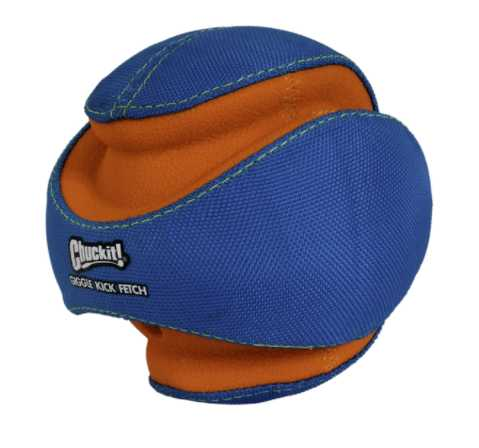 Giggle kick fetch ball for dogs