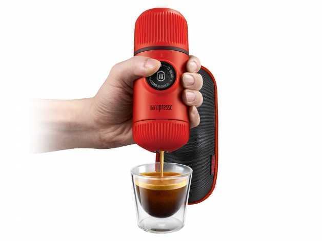 Nanopresso Lava Red travel coffee maker with case