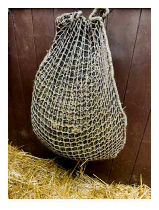 Extra strong double hay net 75 x 75 cm