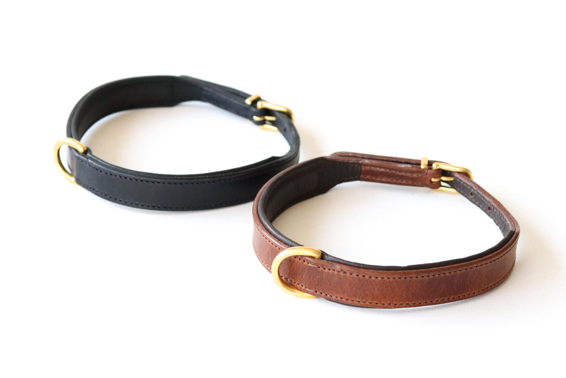 006 Dog collar narrow shiny 45 cm leather special collars