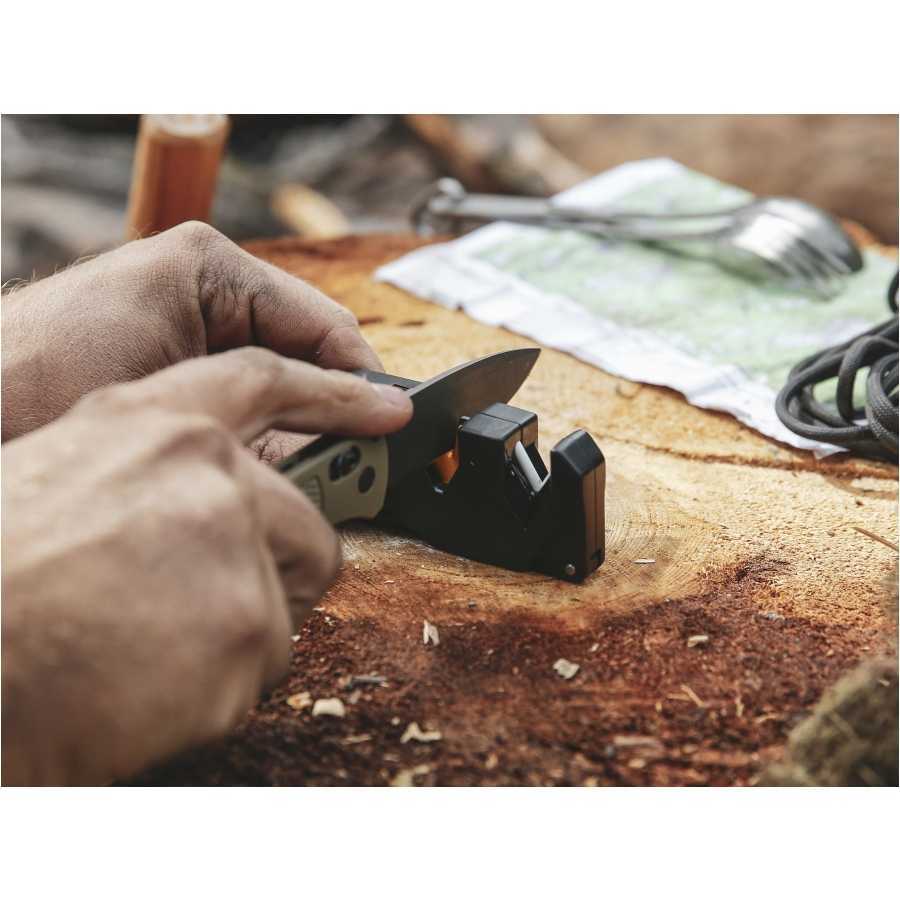 Pivot Plus quick knife sharpener