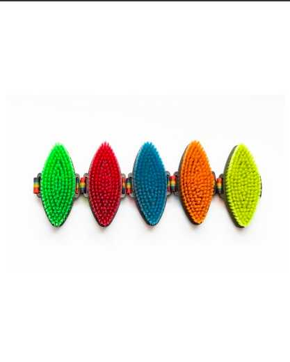 1696 Body brush with rainbow straps red 3 pcs Horse care