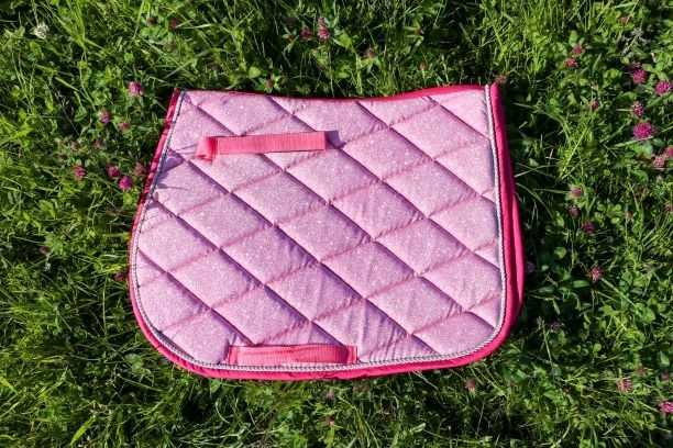 Sparkling glitter saddle pad for pony