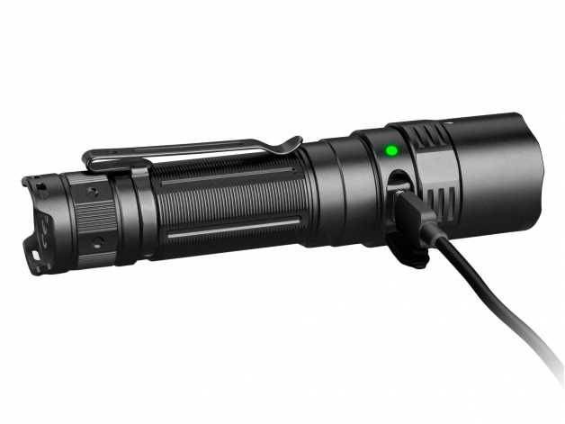 PD40R V2.0 LED flashlight