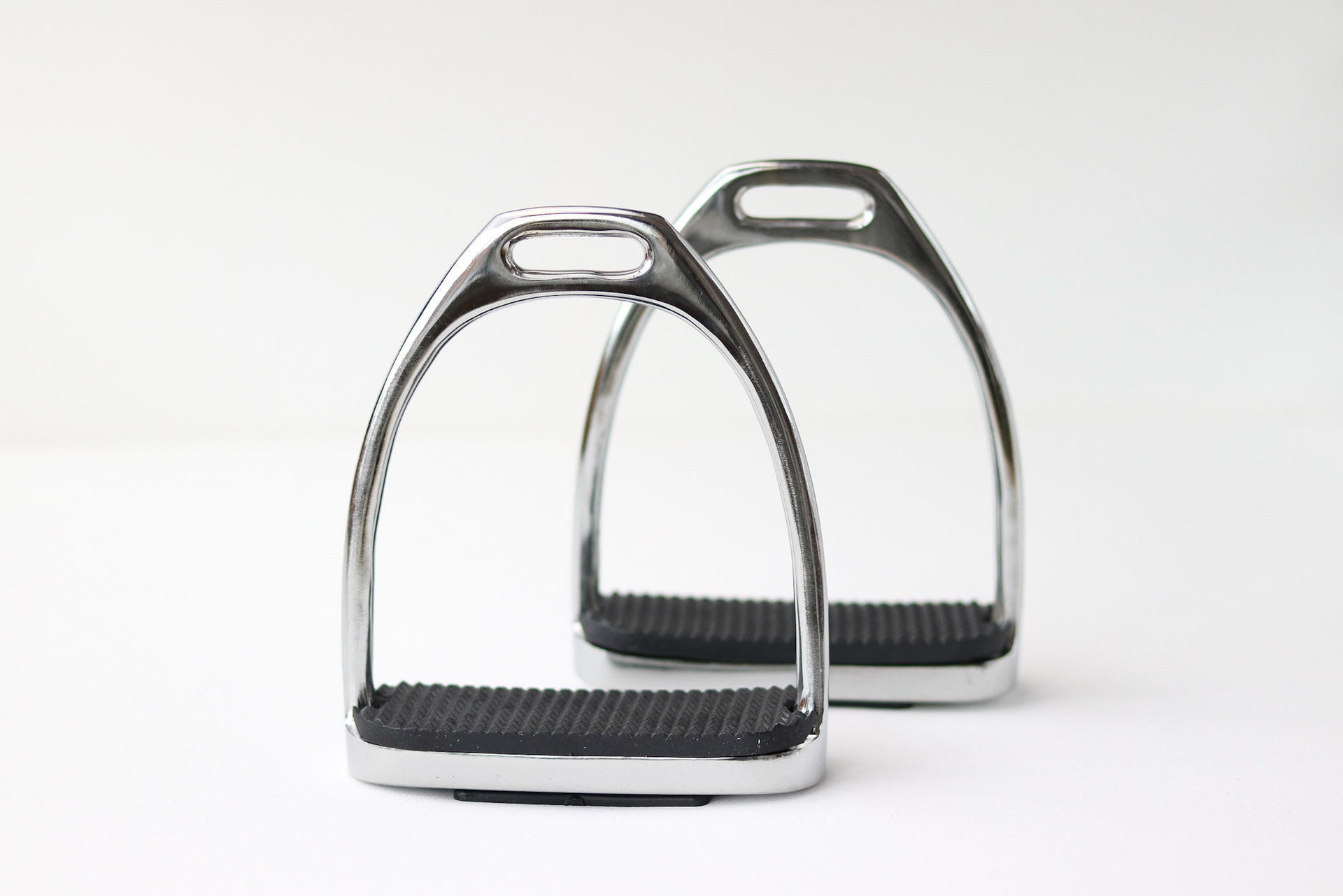 Roma Stirrup