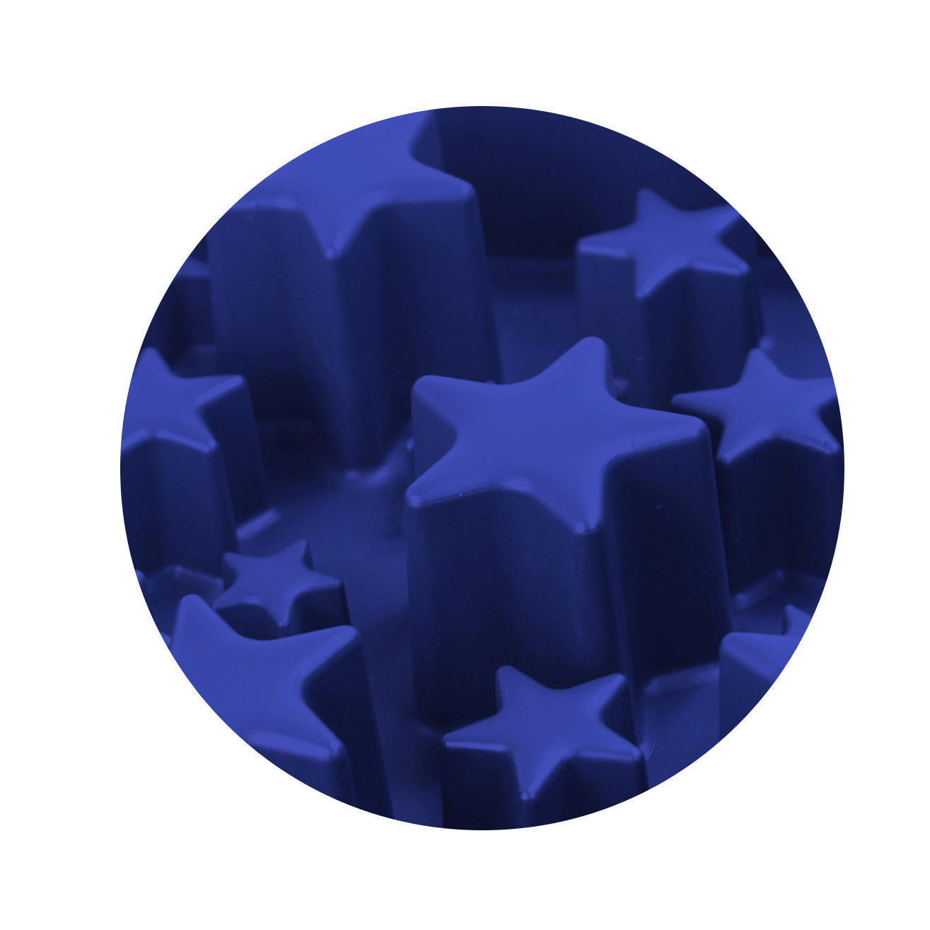 Star shaped feeding bowl for dogs