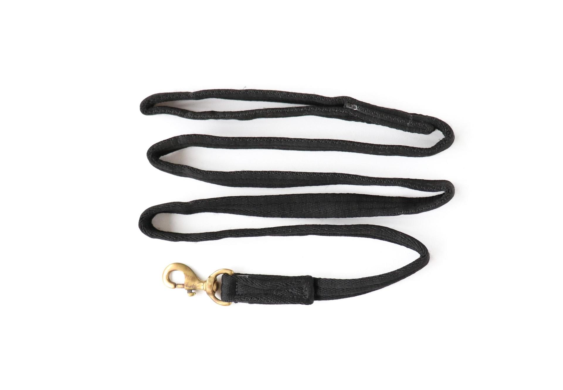 003 Dog leash 130 cm Black leather special