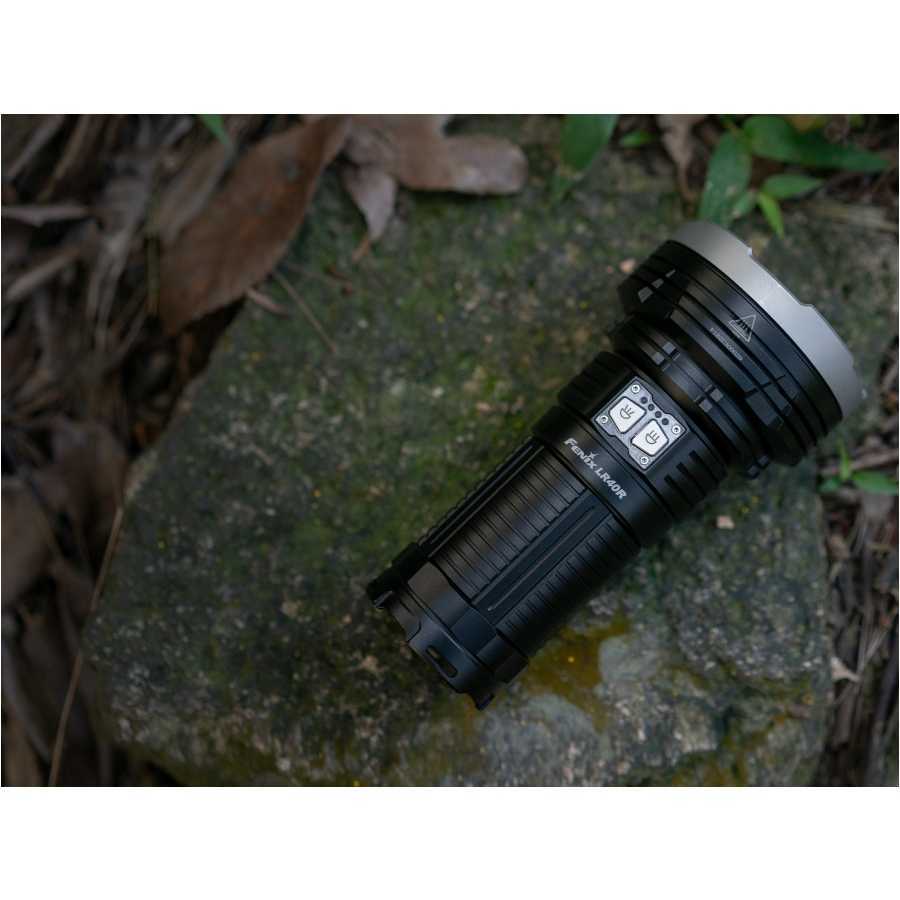 LR40R LED flashlight