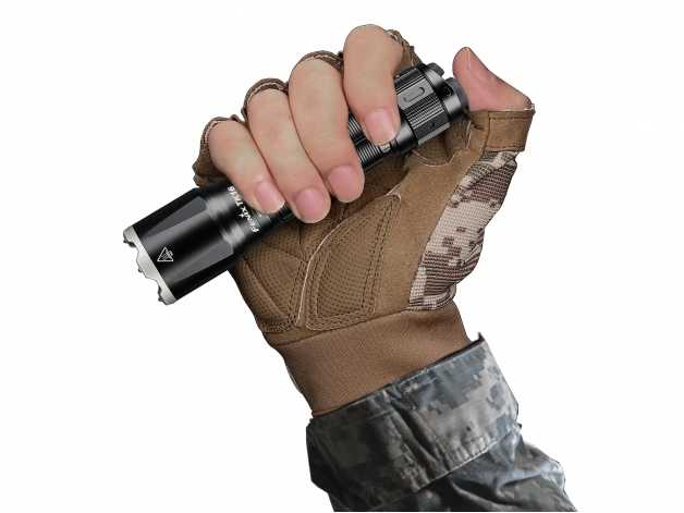 TK16 V2.0 LED flashlight