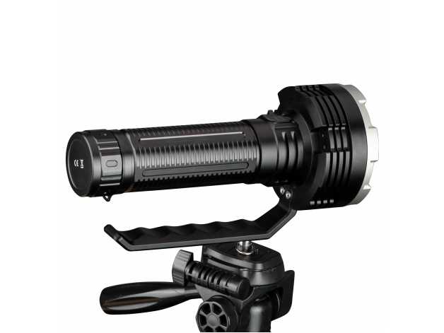 LR80R LED flashlight