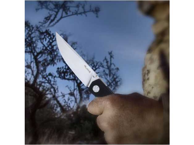 M662-TZ silver folding knife