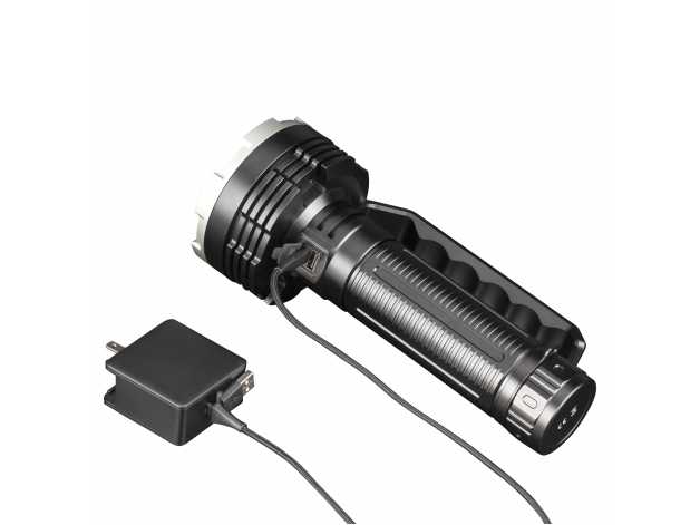 LR80R LED flashlight