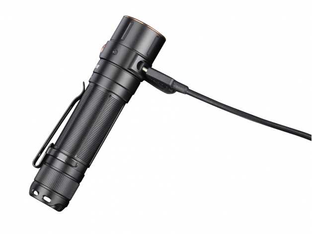 E28R LED flashlight