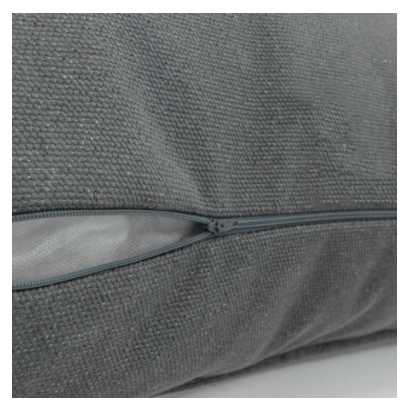 Manchester bed pillow L