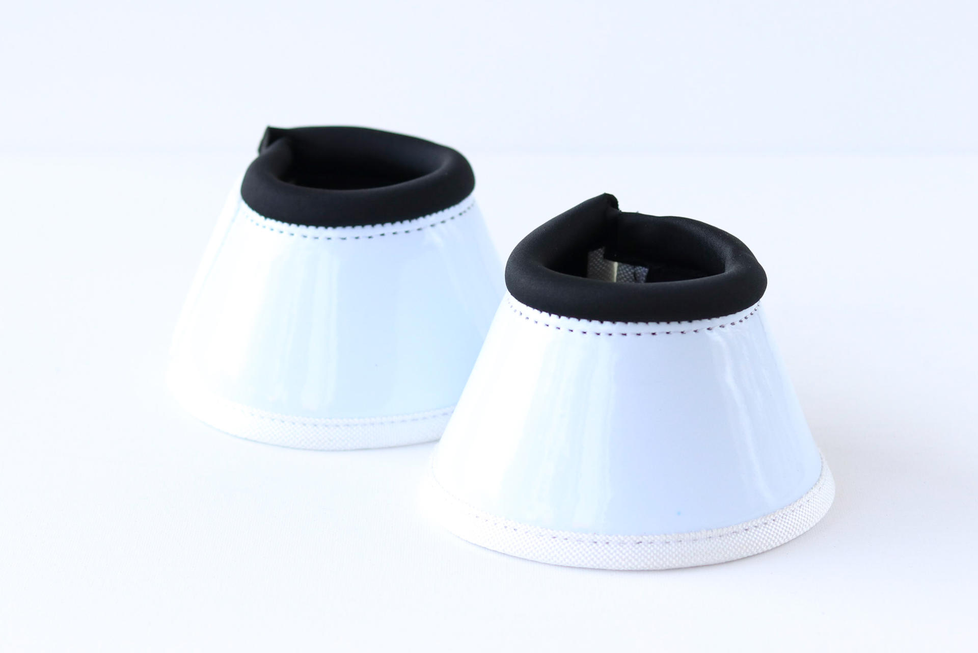 208  Hoof protection overreach boots