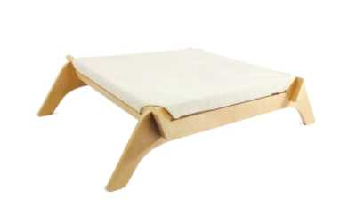 Classic Comfort raised cat bed