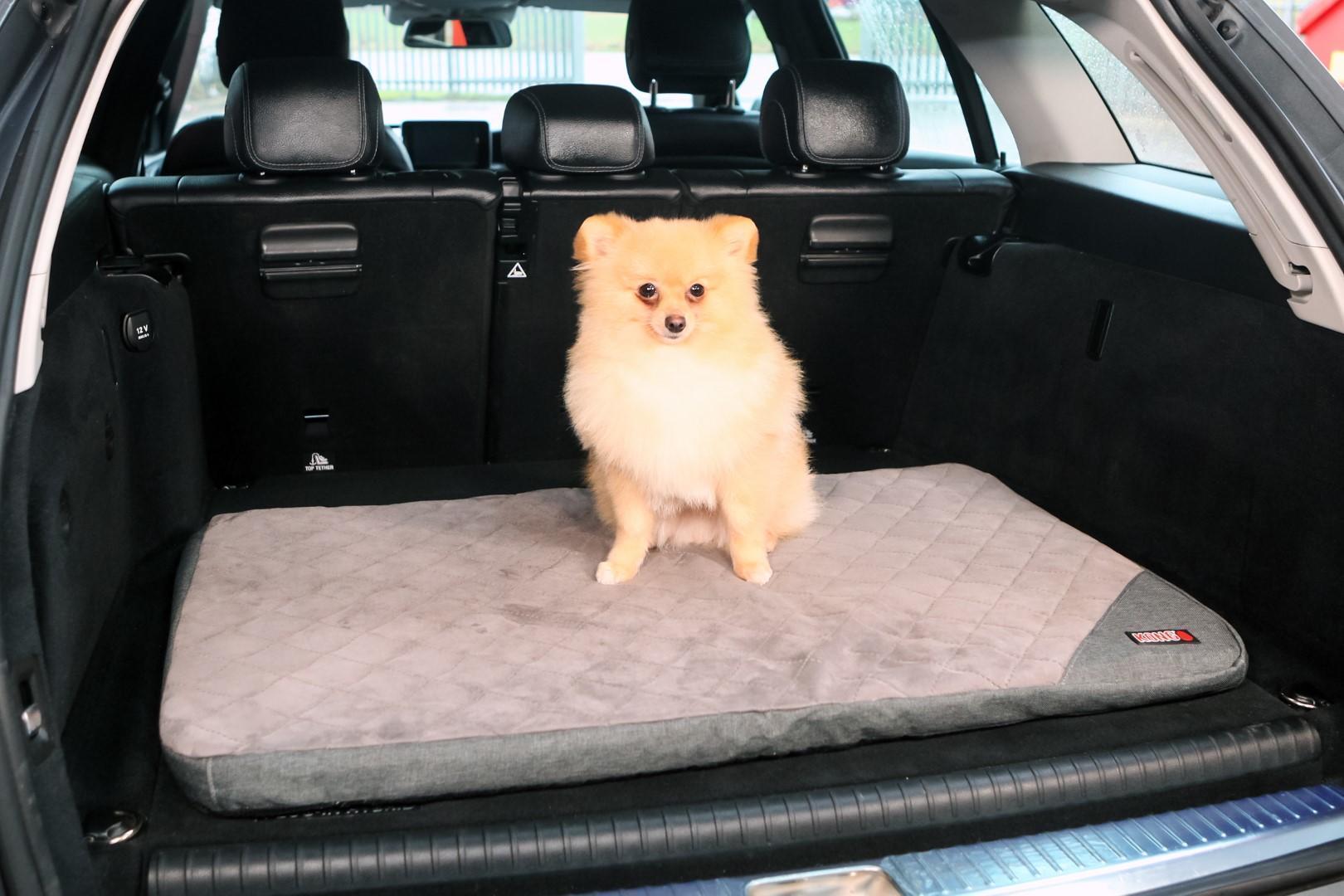 Car dog bed 91.5 x 60cm