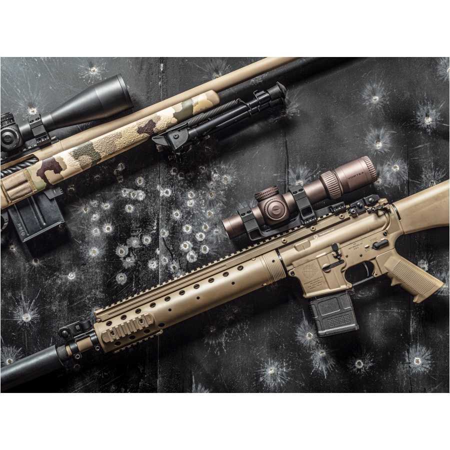 Razor III HD 1-10x24 FFP 34 mm AO EBR-9 MOA/MRAD binoculars