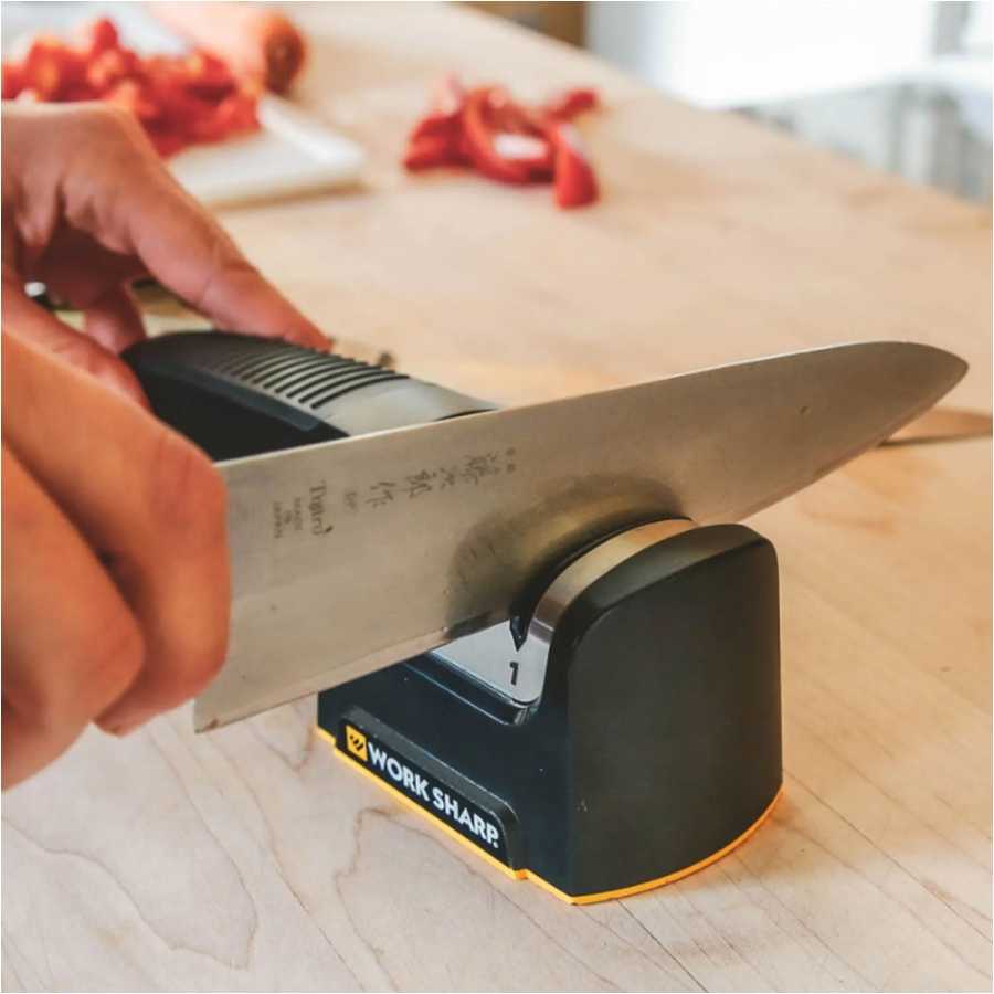 Mobile kitchen knife sharpener