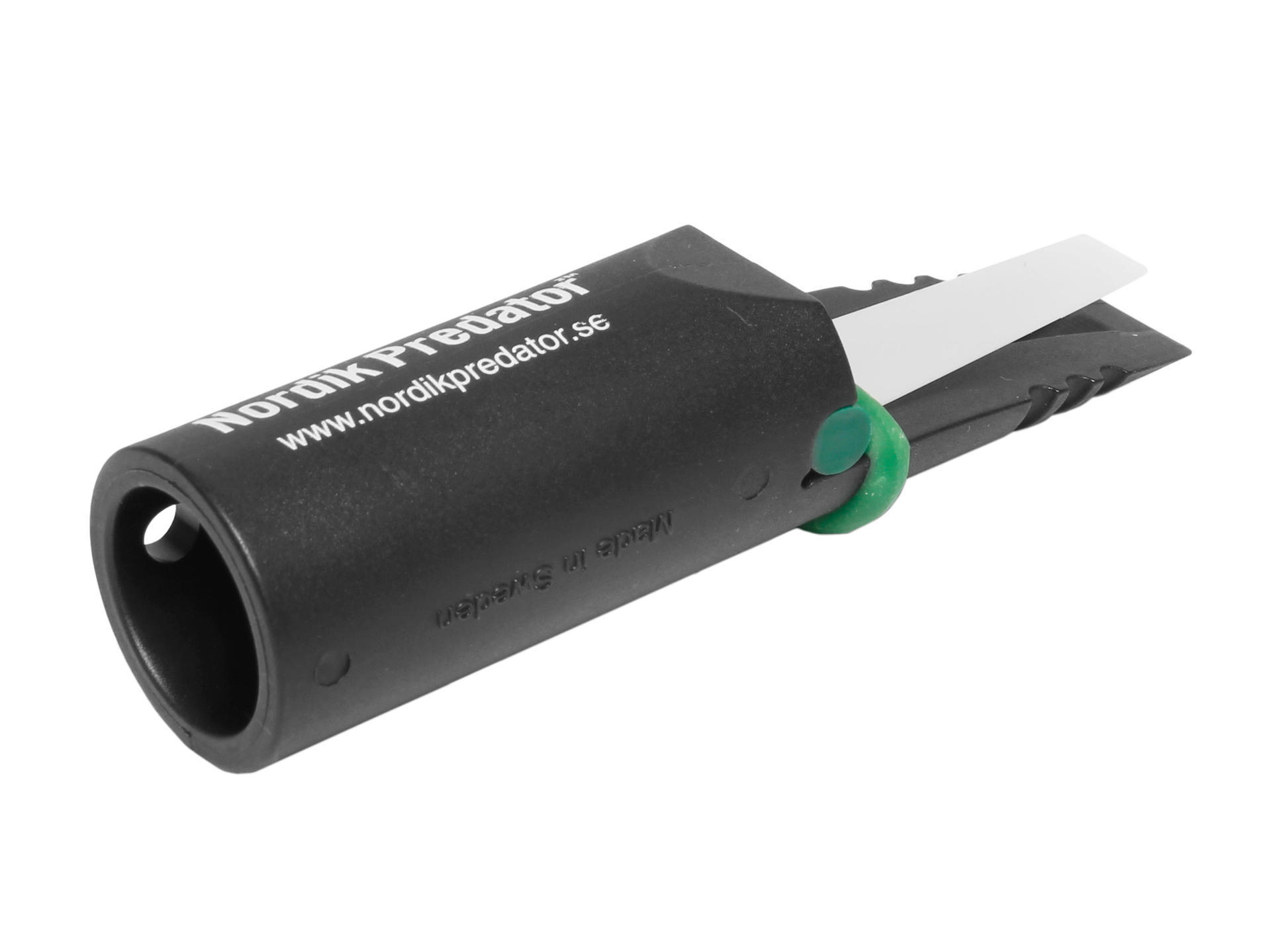 Pre-tuned bait for fox hunting