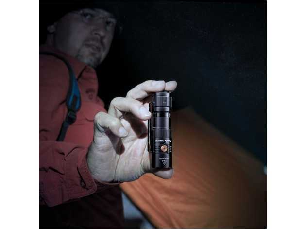 PD25R LED flashlight