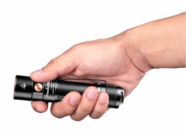 E35 V3.0 LED flashlight
