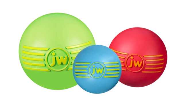 Isqueak dog ball 7 cm