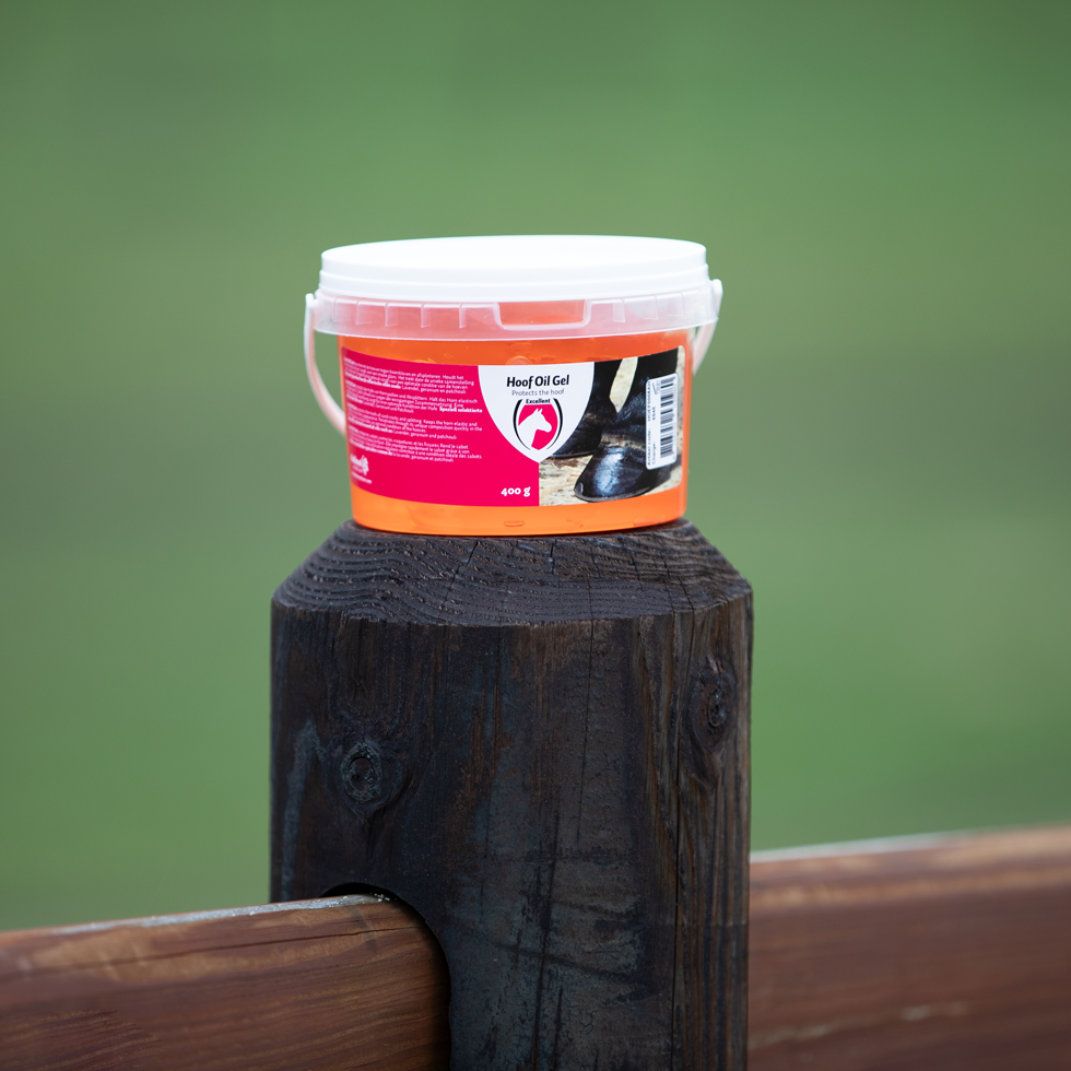 Oil jelly, horse care, hoof care