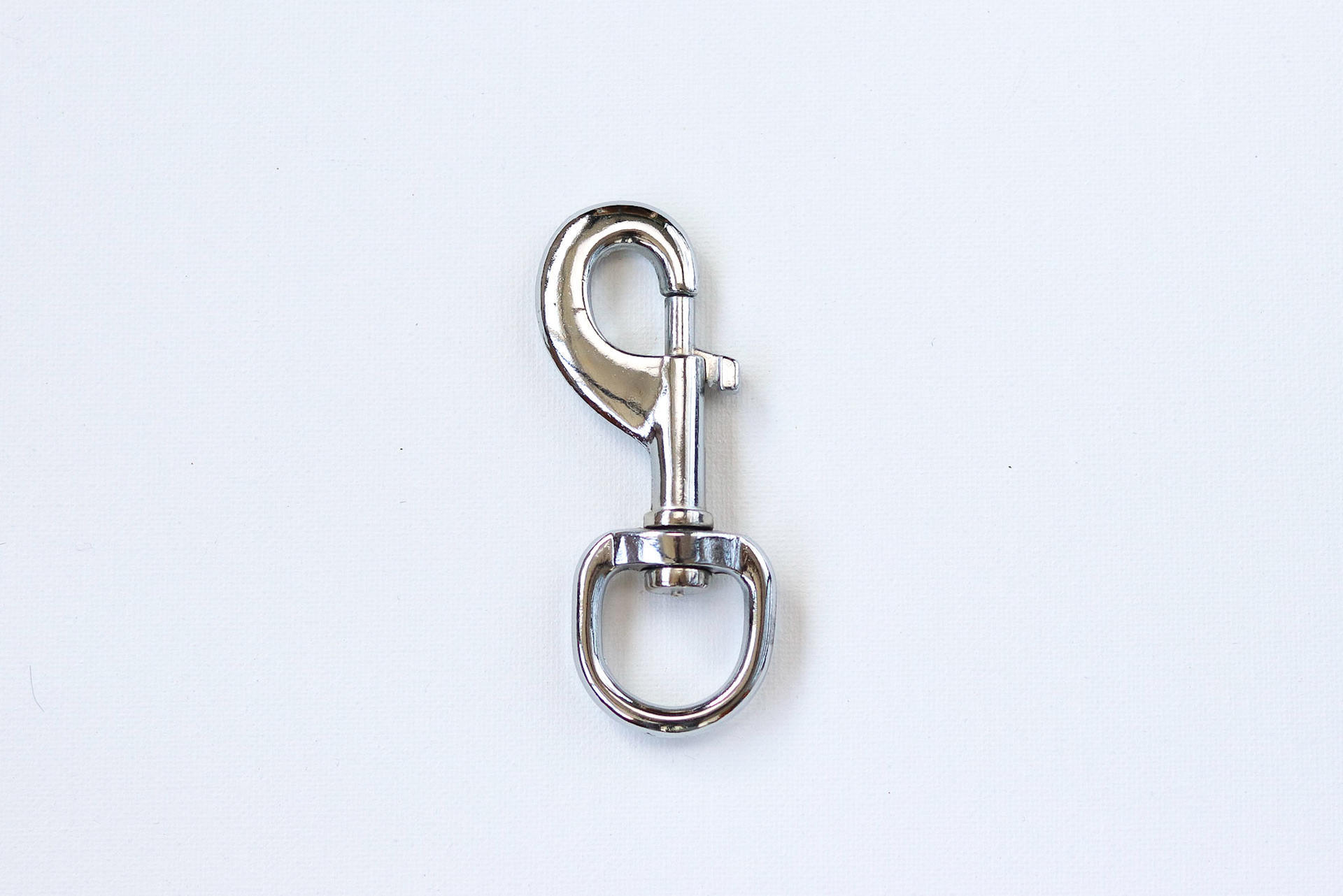 1550 Nickel Plated Carabiner 1 Size Horse Stable Livestock Animal Welfare Hangers Pendants