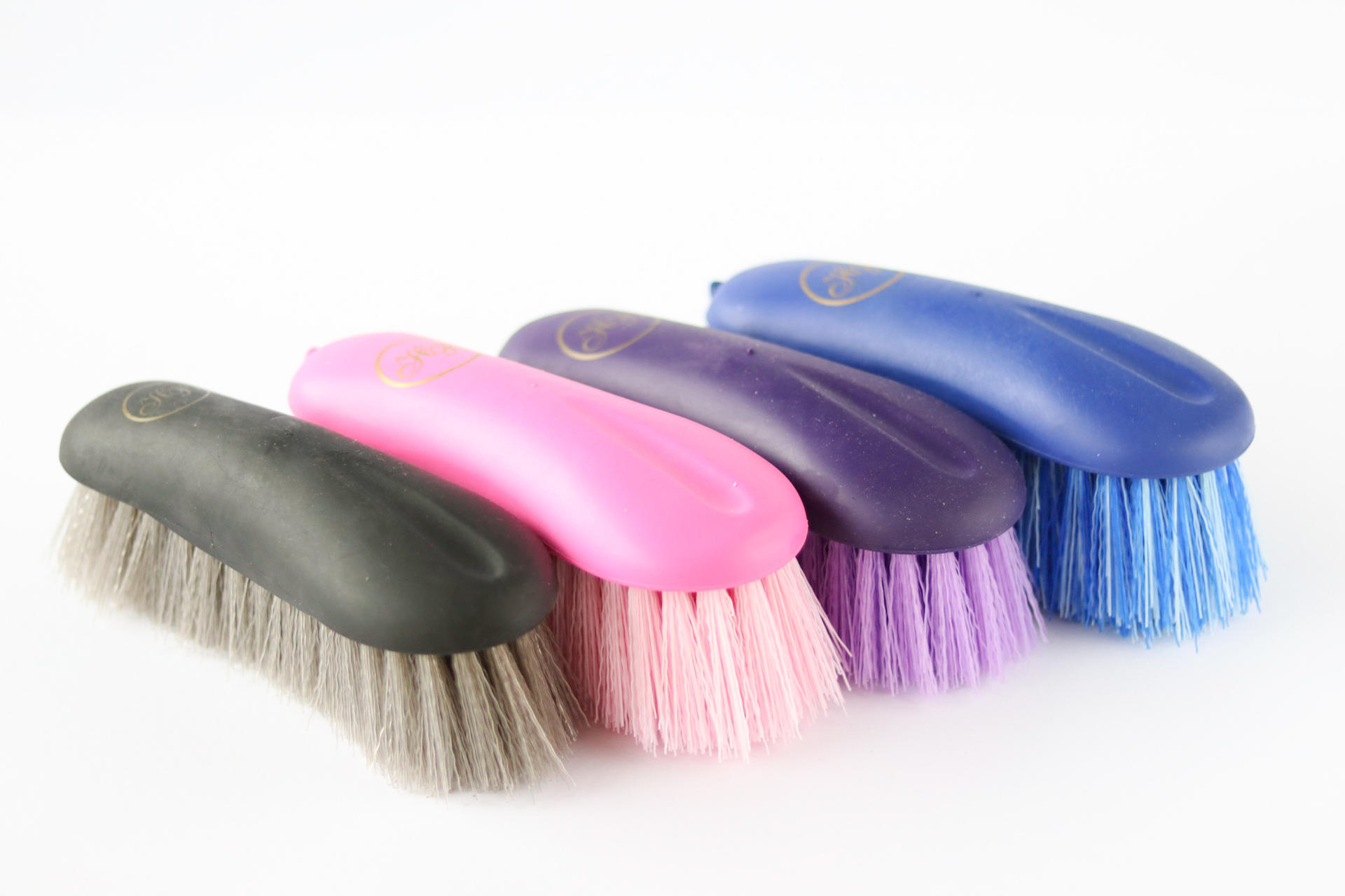 Soft touch brush set for horse