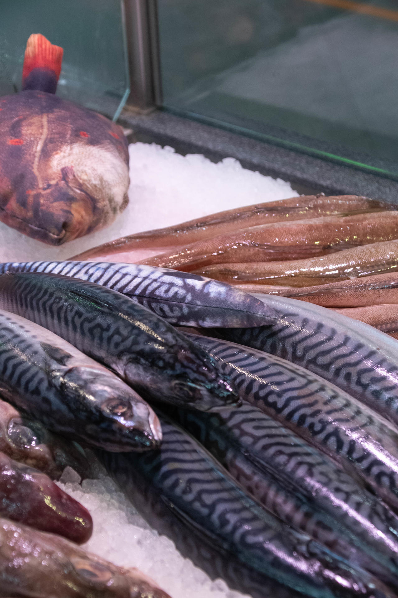 Fully crochet salmon S 20cm cat toy