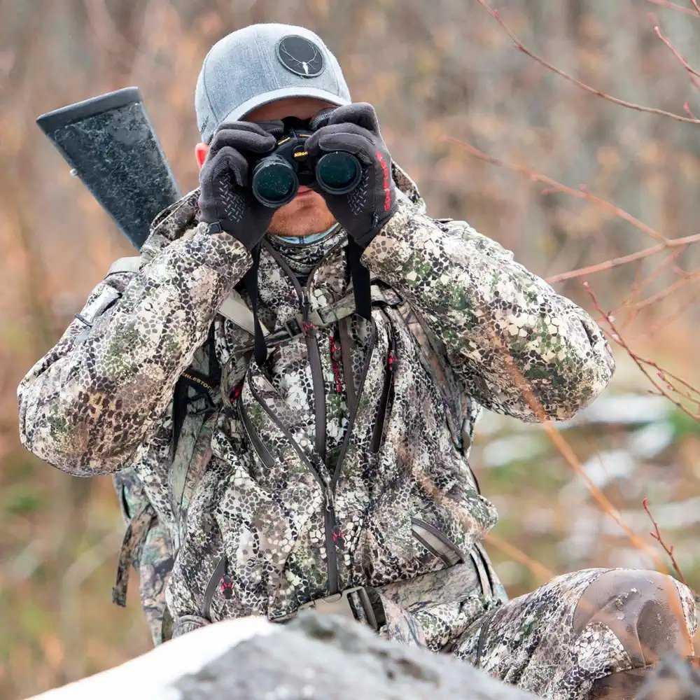 Laserforce 10x42 Binoculars with rangefinder