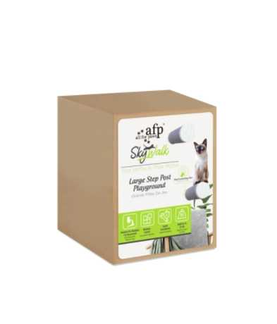 Wall mounted cat tree