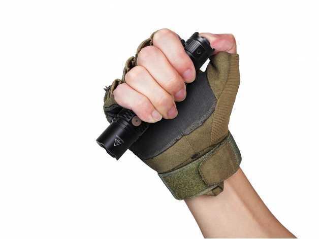 PD36R LED flashlight