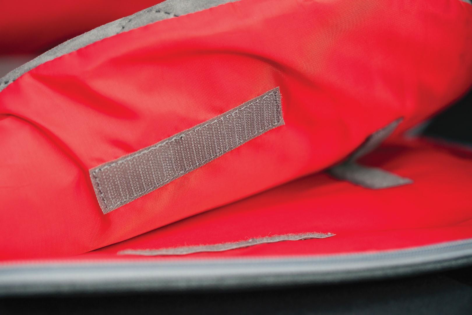 Bag and travel mat, 2 in 1 for pet transport