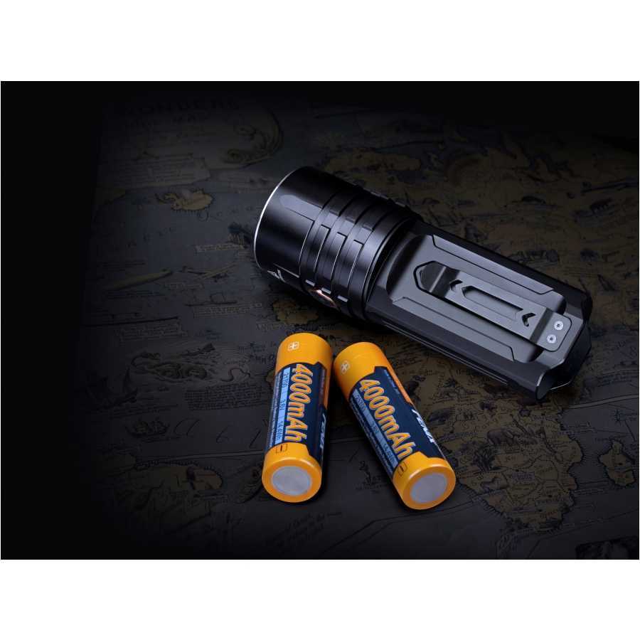 LR35R LED flashlight