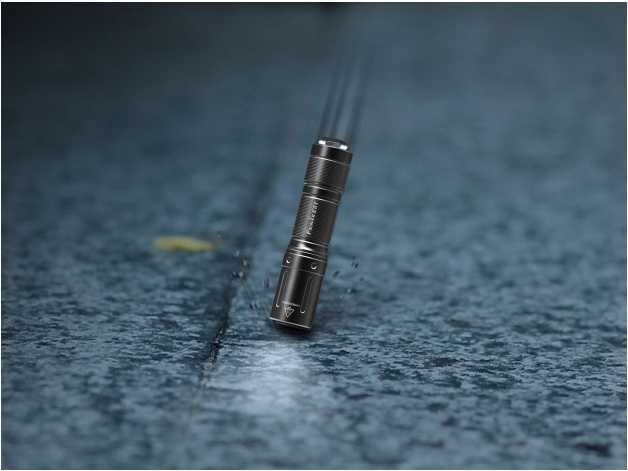 E01 V2.0 LED flashlight