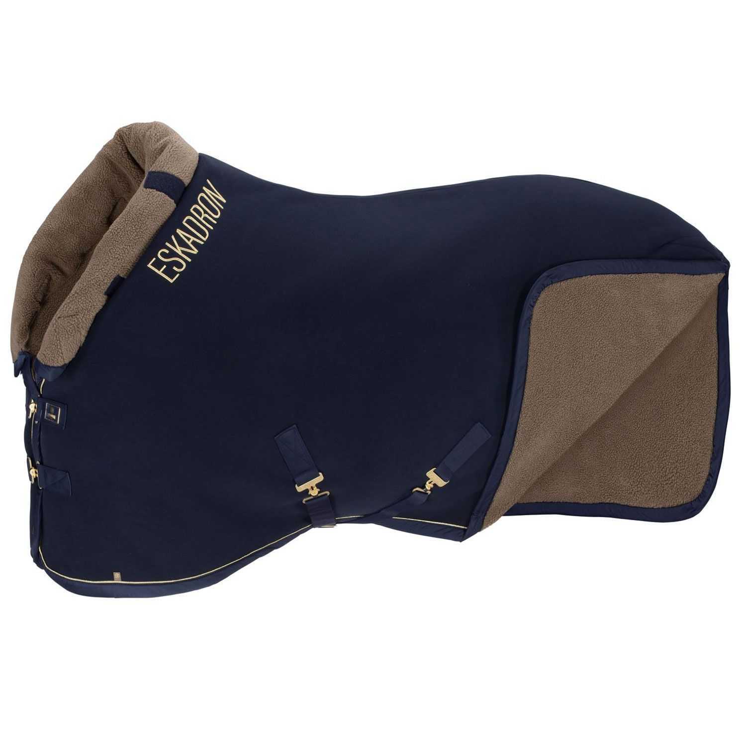 Polarfleece rug with neck