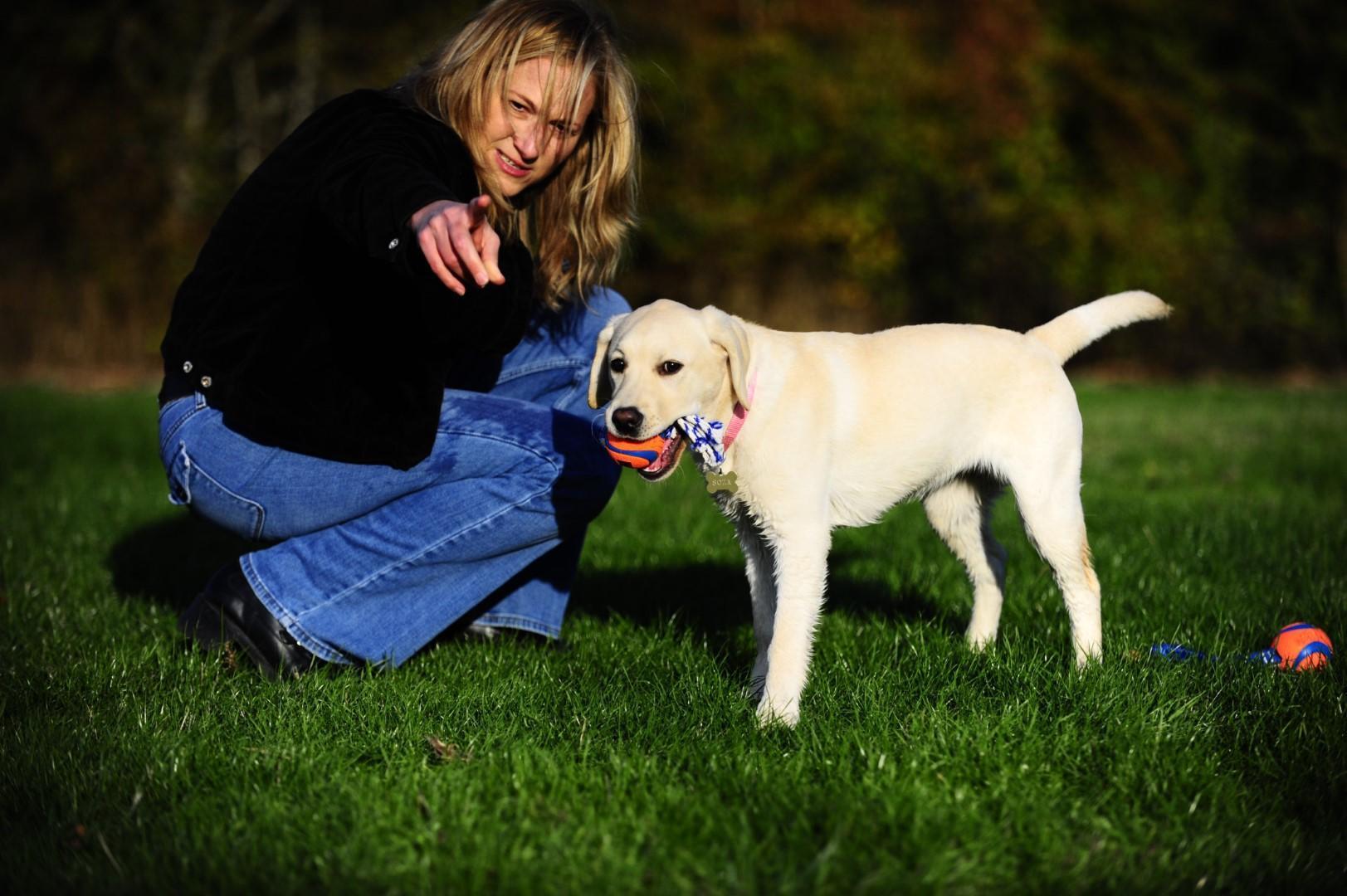 chew toy and ball toy in one Ultra Toss S 5 cm dog toy