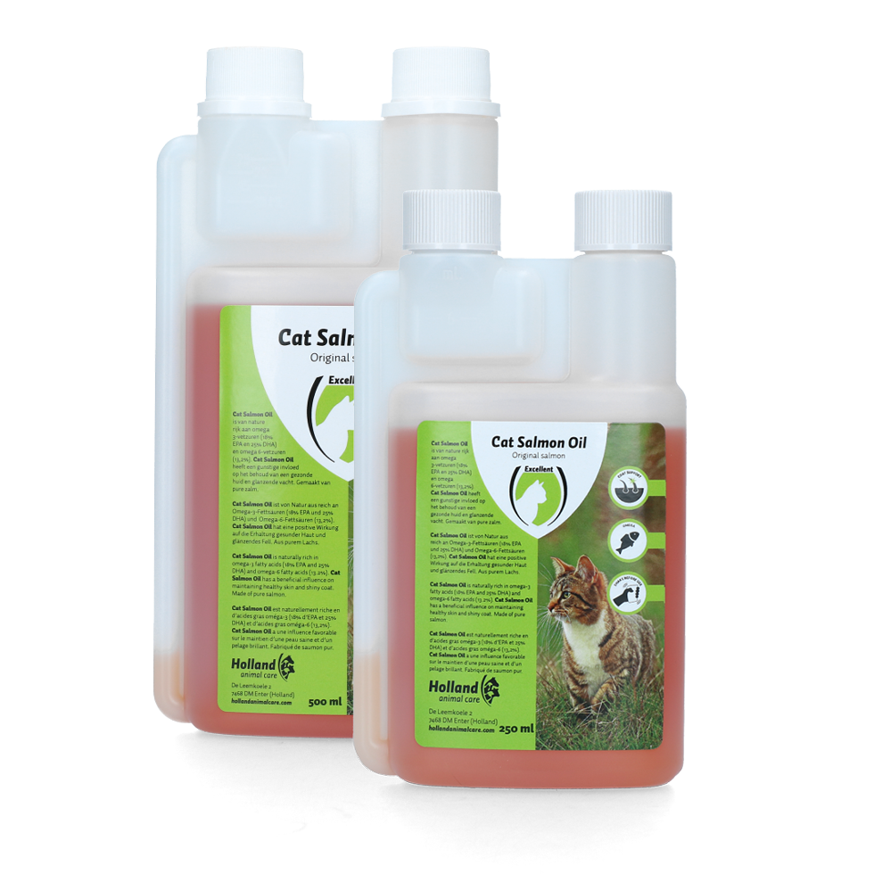 Cat salmon oil, cat multivitamin and food supplement