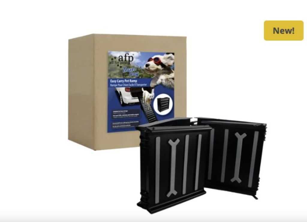 Folding ramp for dogs