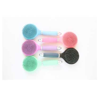 Tail brush for horse