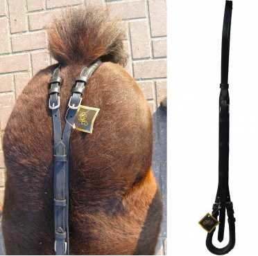 Tail strap